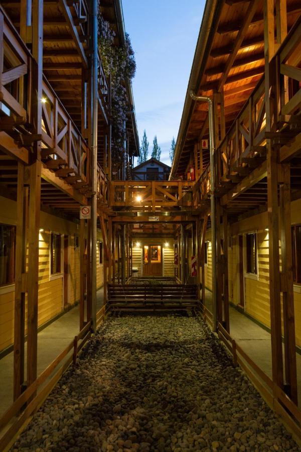 Del Glaciar Libertador Hotel 엘 칼라파테 외부 사진